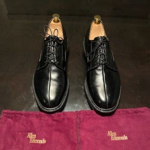 Allen Edmonds Lace up Dress Shoes size 10.5